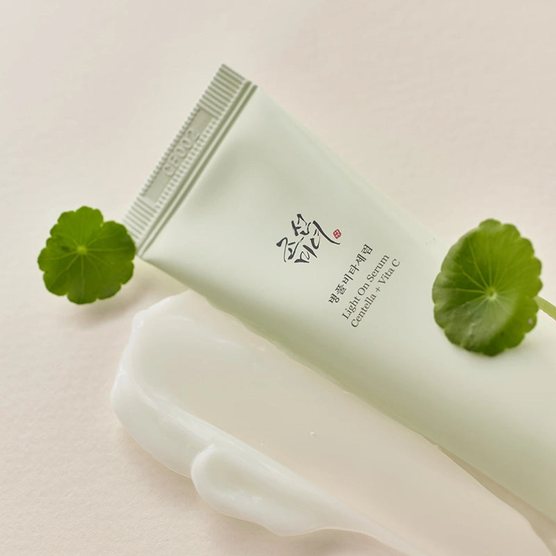 Light On Serum Centella + Vita C